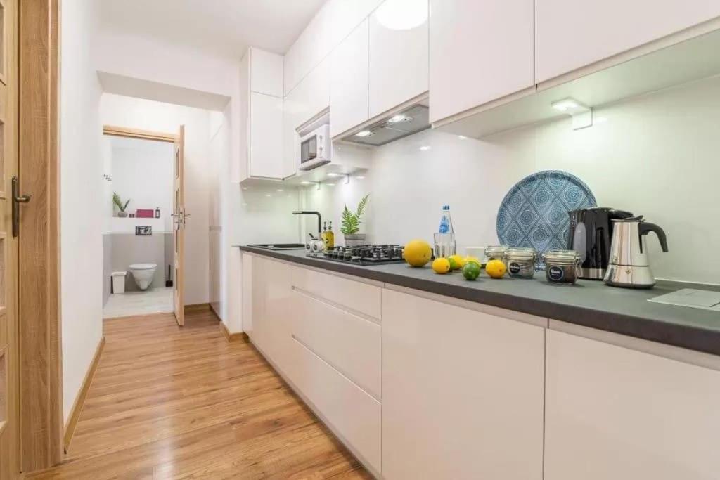 Old Town Apartment - Old Market Варшава Экстерьер фото